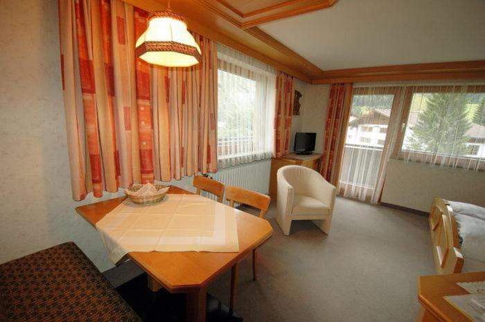 Tanneck Garni Apartment Berwang Cameră foto
